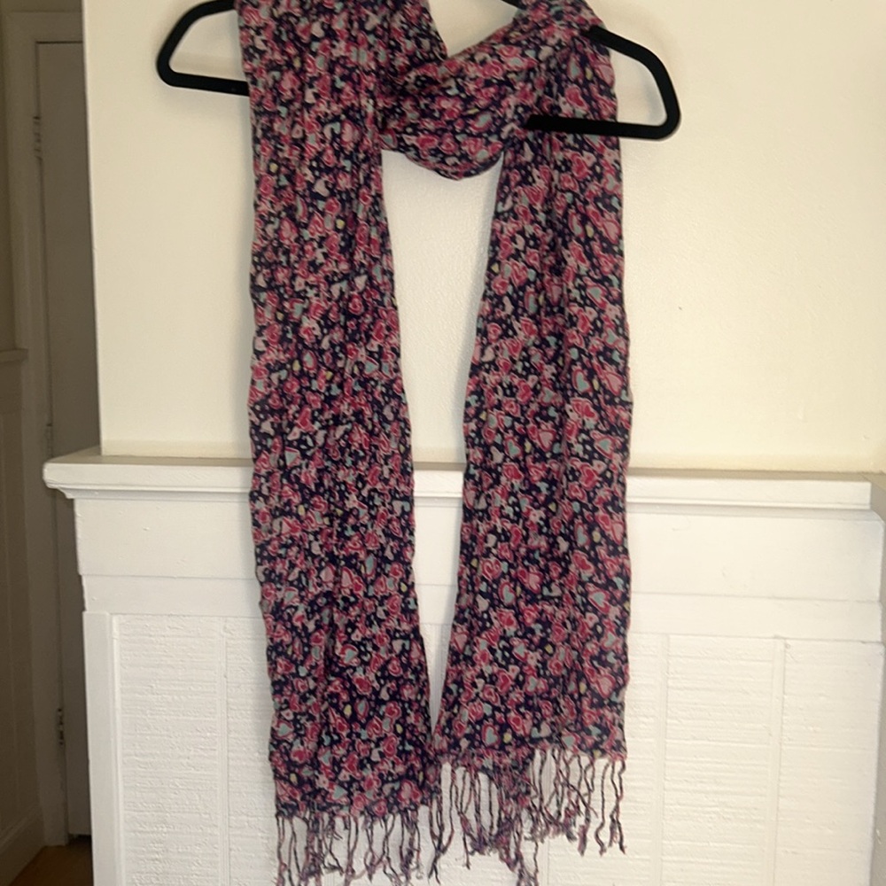 Lilly Pulitzer Murfee Scarf in Candy Hearts Pattern, Silk Cashmere Blend - Picture 5 of 9